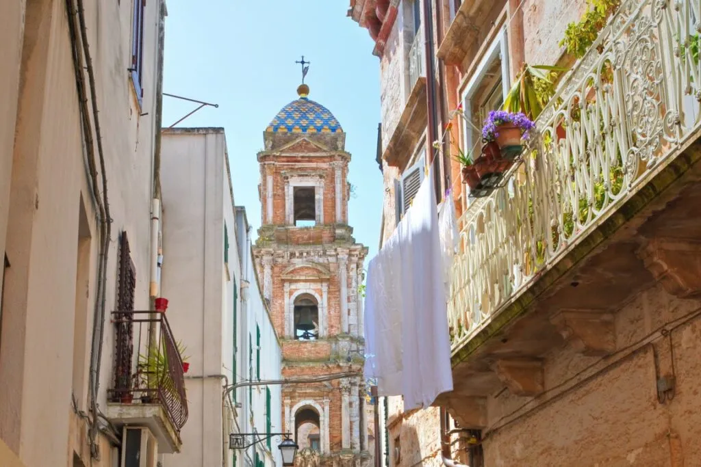 CONVERSANO