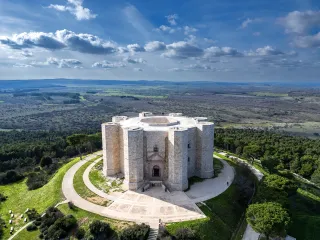 Castel del Monte e Giovinazzo “bellezze” di Wiki Loves Monuments